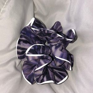 Lululemon purple/white scrunchie